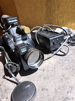 Stará kamera P A N A S O N I C . - 8