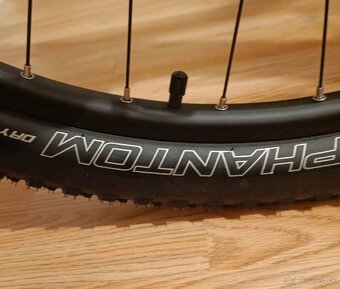 Krasny moderny bicykel znacka Corpha cyclision 3M - 8