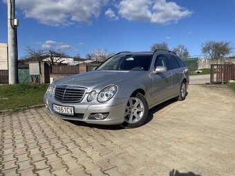Mercedes Benz E 220 - 8