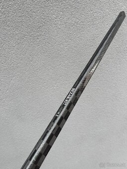 Hokejka BLACKSTICK PRO biela , custom čierna juniorská - 8