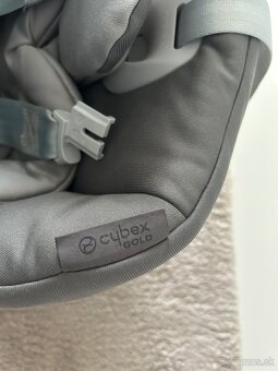 Cybex aton M - 8