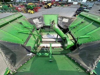 John Deere S780 - 8
