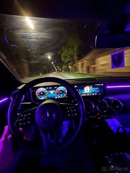 Mercedes Benz A180d Sedan, r. 2019 - 8