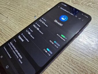 Samsung A32 5G plnefunkcny telefon s nabijacim kablom bratis - 8