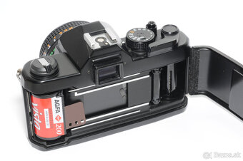 YASHICA FX3 SUPER 2000 - TOP stav - 8