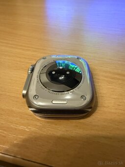 Apple Watch Ultra (GPS + Cellular) - 8