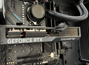 Ryzen 9 9950X\32GB\RTX 4070\SSD\1000W Zdroj - 8
