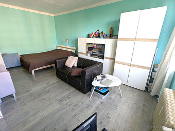 Priestranný 1 izb. byt s balkónom, neďaleko Centra, rekonšt. - 8
