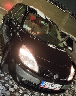 Renault Megane Grand Scenic (II) - 8