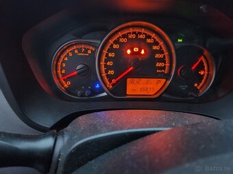 Toyota Yaris 1,33 (2015) automatická prevodovka, 73kW - 8