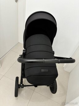 Moon Clicc 2023 s autosedačkou Avionaut cosmo Black- melange - 8