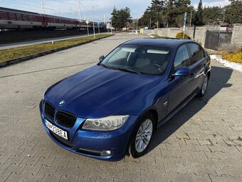 Predám BMW 320xd E90 LCI - 8