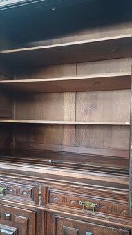 Starožitný nabytok - 8