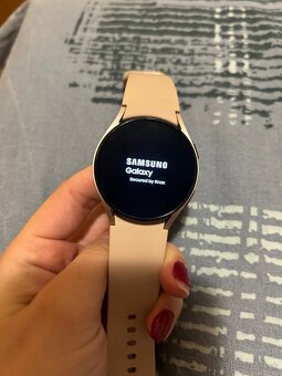 Samsung Galaxy watch4 40mm - 8