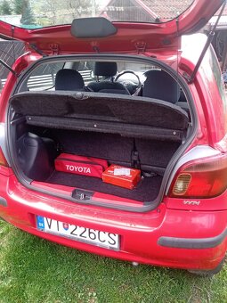 Predám Toyota Yaris,r.v 2004, 3 dverová - 8