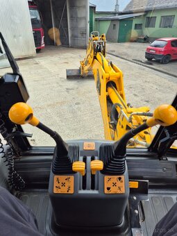 JCB 4cx - 8