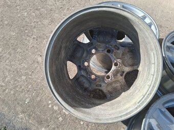 Predam hlinikove disky na Toyota Land Cruiser J9. 16 zoll - 8