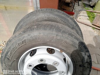 R 17,5 pneumatiky , kolesá - 8