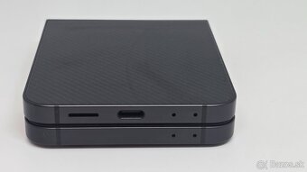 Samsung Galaxy Z Flip6 512GB - 8