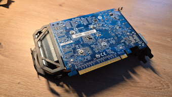 Procesor, RAM, HDD, grafická karta - 8