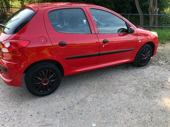 Peugeot 206 + 2011 - 8