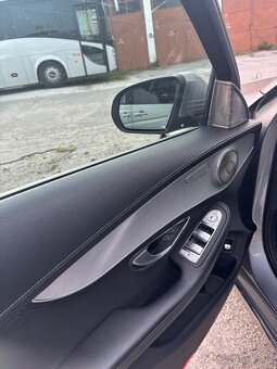 Mercedes C - 8