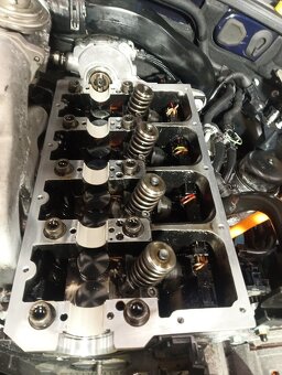 VW Passat Variant 1,9 TDI 96kW Highline r.v 2002 - 8