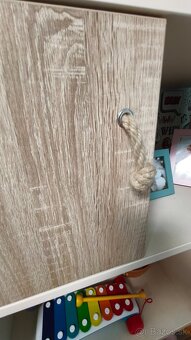 Skriňa na hračky - 8