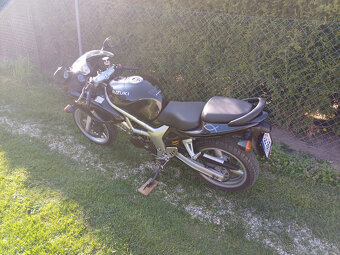 Suzuki SV 650S - 8