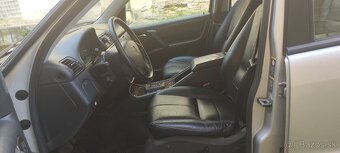 Mercedes ML400 V8 - 8