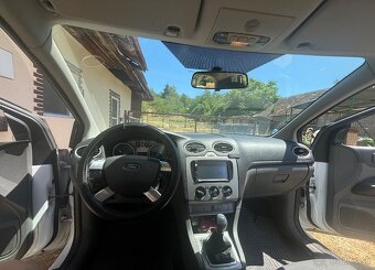 Ford Focus - 8