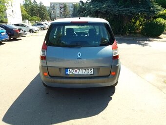 Renault Scenic - 8