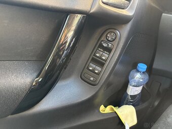 Citroen C3 benzin 1.2 - 8