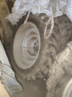 Predáme stroje z dvora - 8