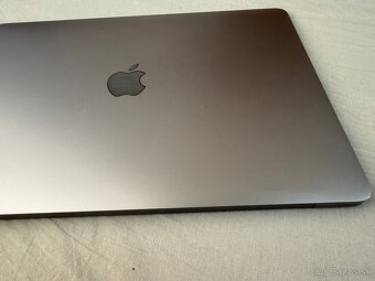 MacBook Pro 13 2017, 16GB RAM, 512GB - 8