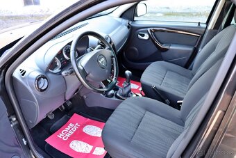 Dacia Duster 1.6 ie Laureate - 8