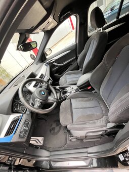 BMW x1 M-packet 2.0d xdirve automat 8st - 8