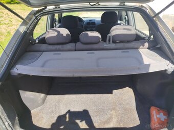 Hyundai Accent - 8