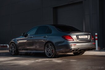 Mercedes-Benz E63s AMG V8 Biturbo 4Matic+ - 8
