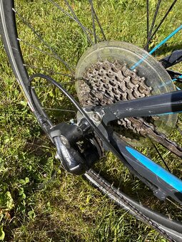 Predám cestný bicykel Frog Road 70 Team Sky edition - 8