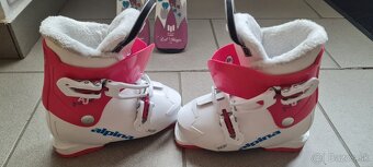 Predám detské lyze lyžiarky prilba - 8