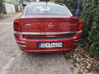 Opel Vectra C 2006 krásny kus, nový pôvodný lak, upravená - 8
