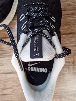 Damske bezecke tenisky Nike, UK 6,5, EUR 40,5 - 8