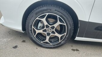 MG3 1.5 EXCLUSIVE hybrid - 8