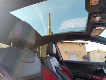 Peugeot 208 1.6 GTI - 8