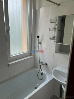 1- IZB BYT komplet zariadený, Ružinov - 8
