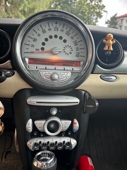 MINI Cooper S 128kW - 8