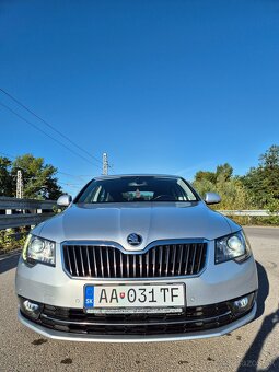 ŠKODA SUPERB 2 FACELIFT 2.0TDI CR 103KW 4X4 M6 2015 - 8