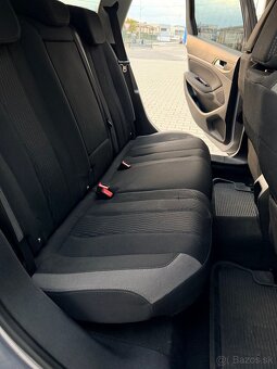 Peugeot 308  1.2 - 8