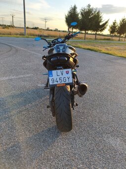 Yamaha FZ8 - 8